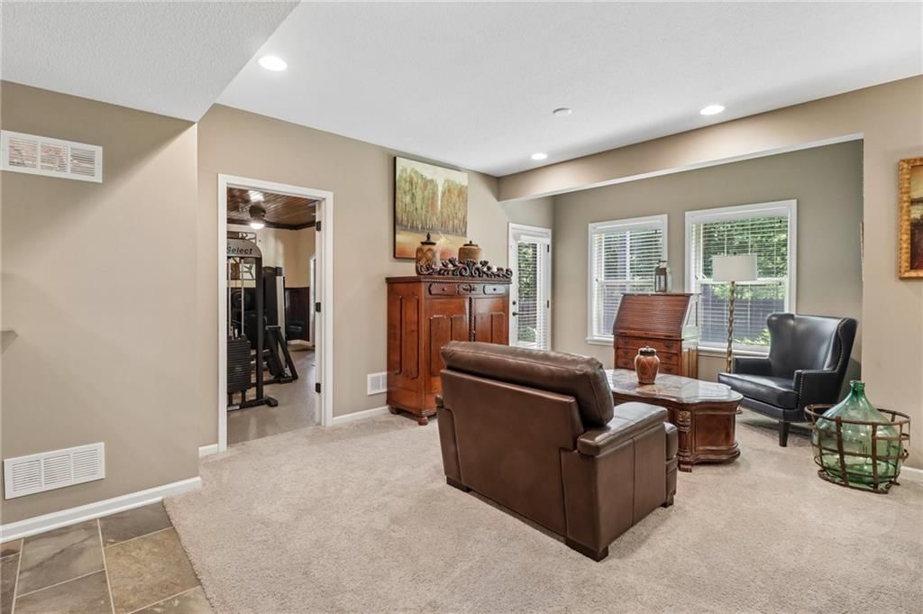 871 Clearview Drive — photo 9