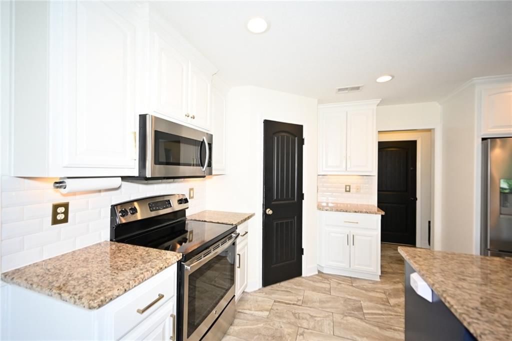 15865 NW Morgan Street — photo 19