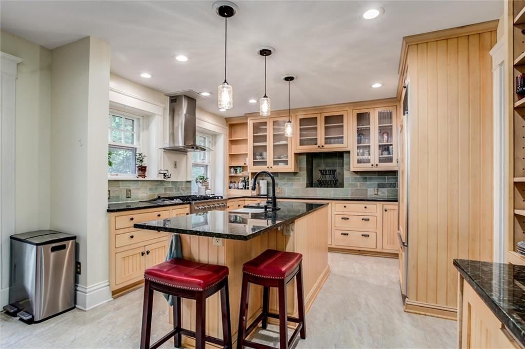612 Emanuel Cleaver II Boulevard — photo 13