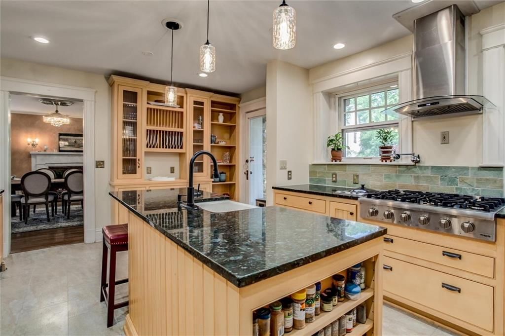 612 Emanuel Cleaver II Boulevard — photo 16