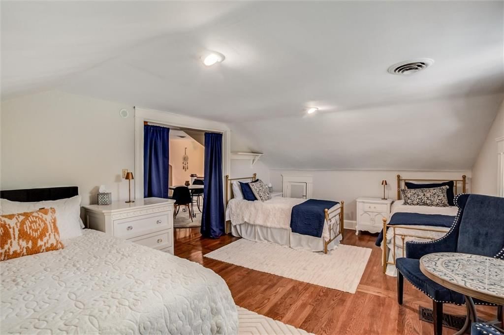 612 Emanuel Cleaver II Boulevard — photo 35