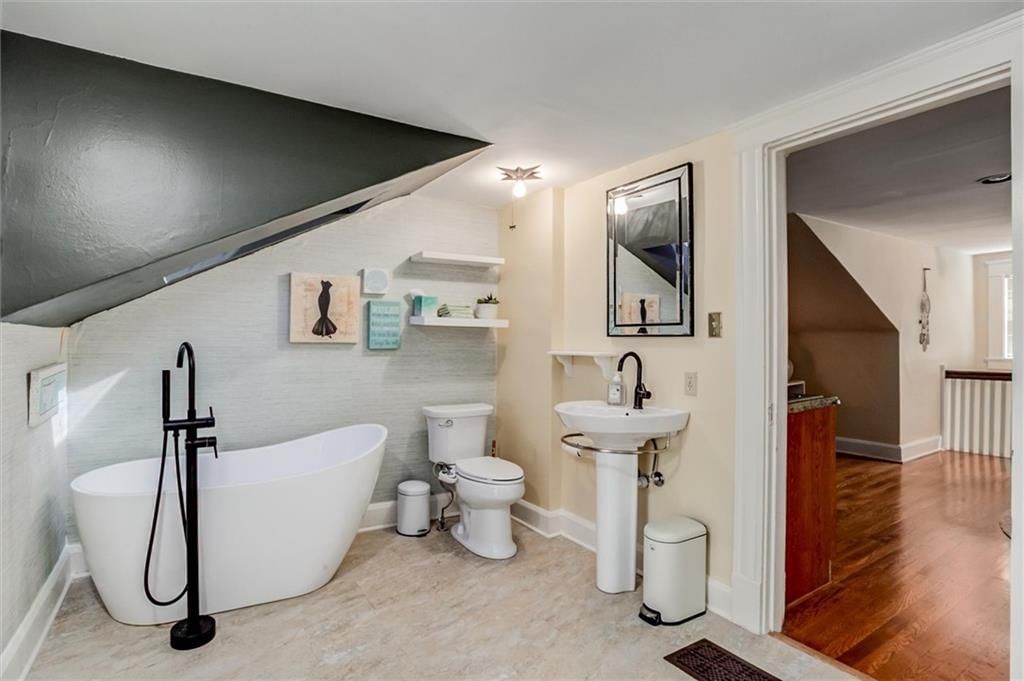 612 Emanuel Cleaver II Boulevard — photo 40