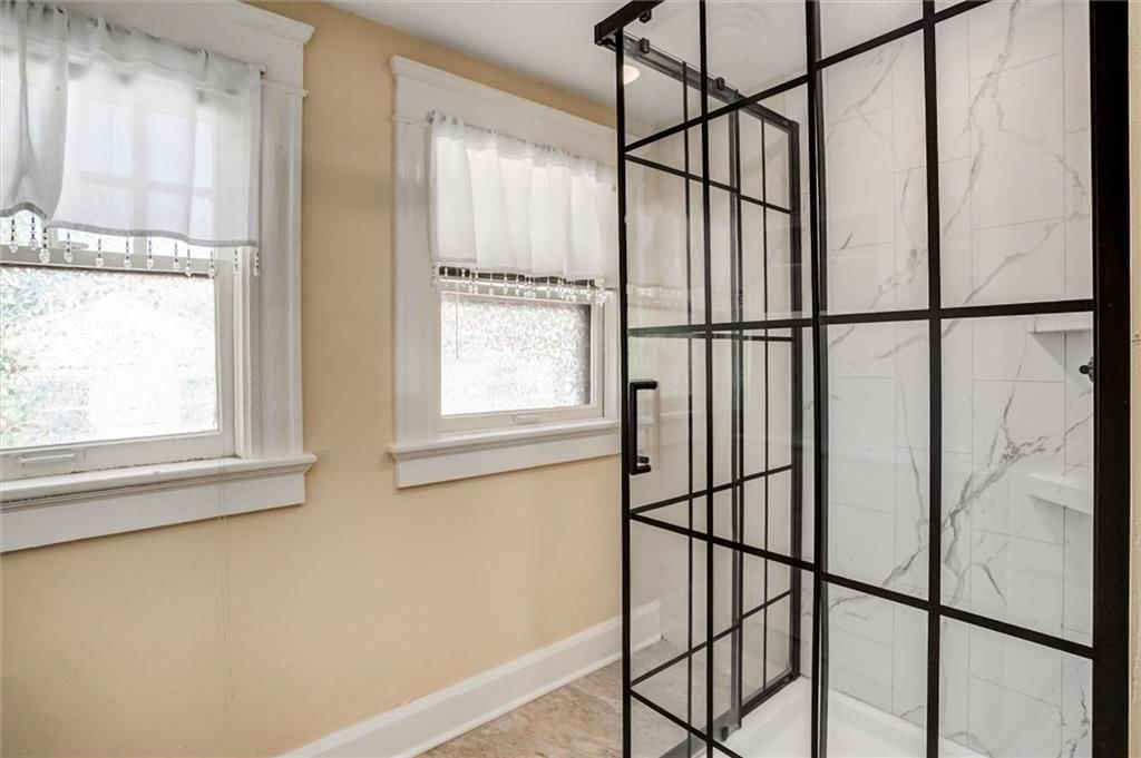 612 Emanuel Cleaver II Boulevard — photo 41