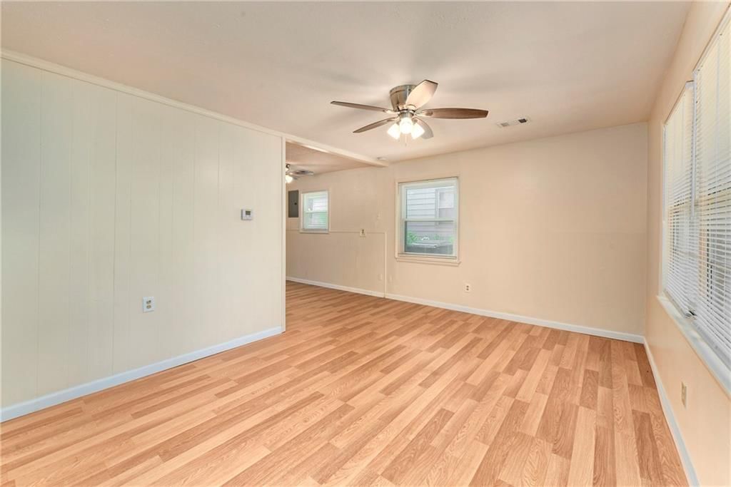 4921 CREST Drive — photo 5