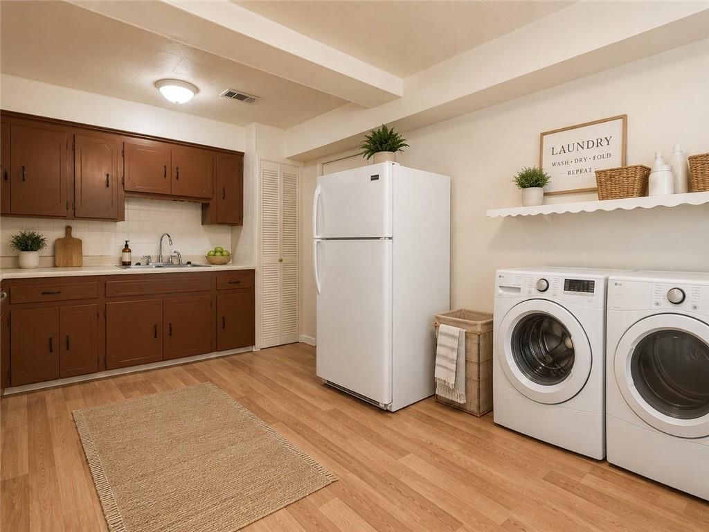 4921 CREST Drive — photo 8