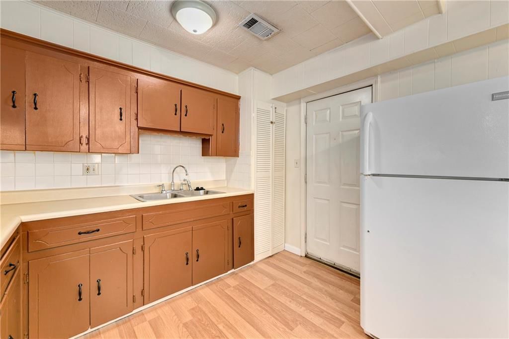 4921 CREST Drive — photo 11