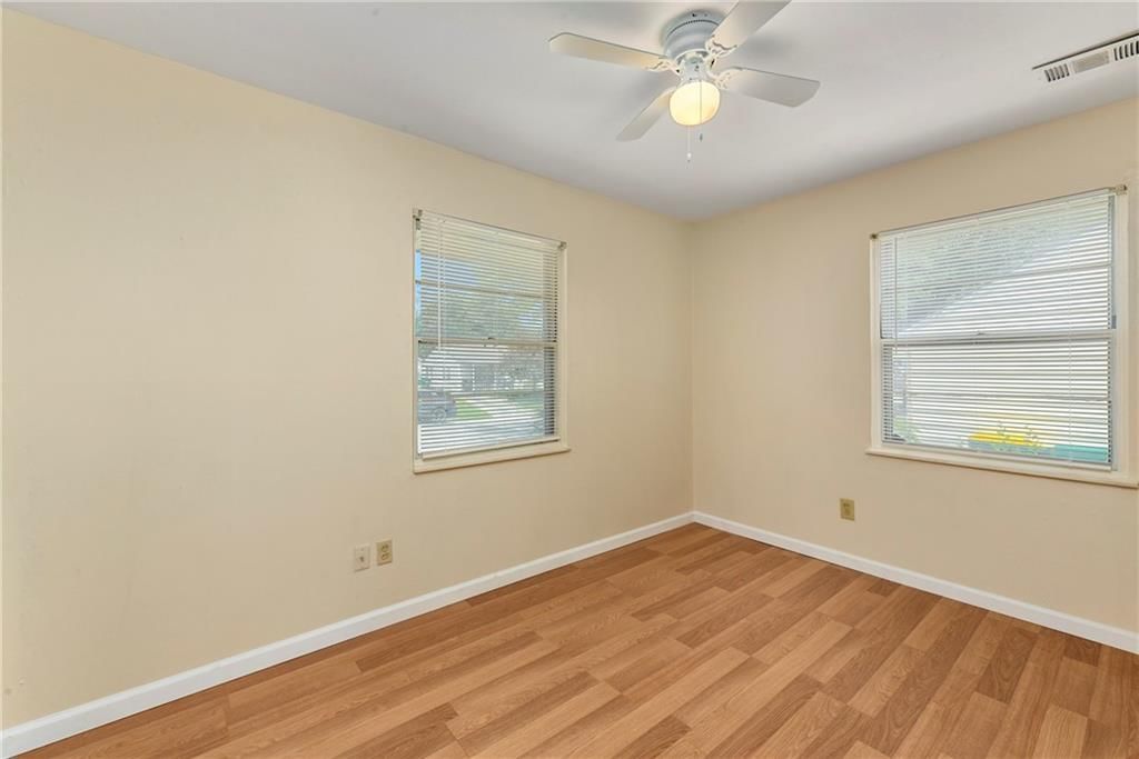 4921 CREST Drive — photo 23