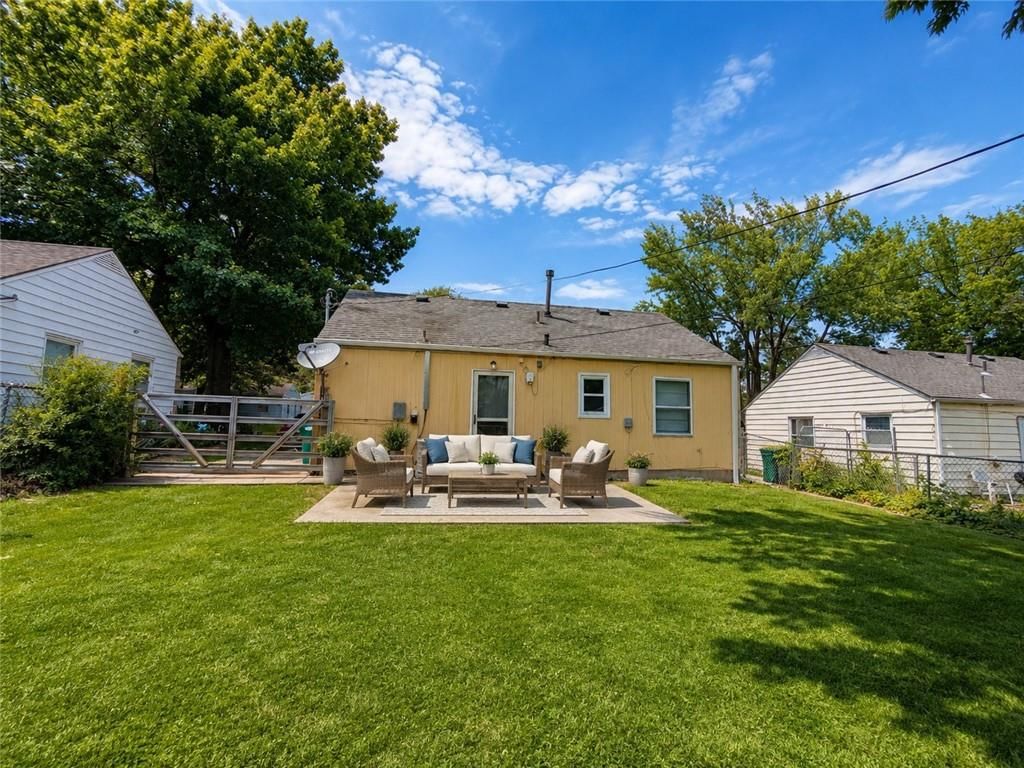 4921 CREST Drive — photo 29