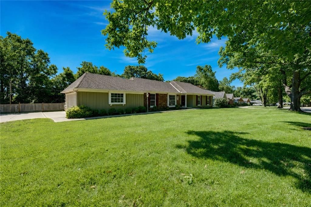 10339 Sagamore Road — photo 4