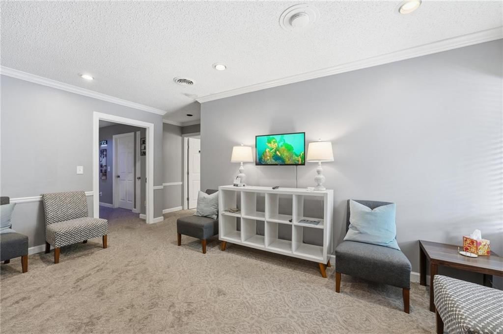 12 B Westwoods Drive — photo 17