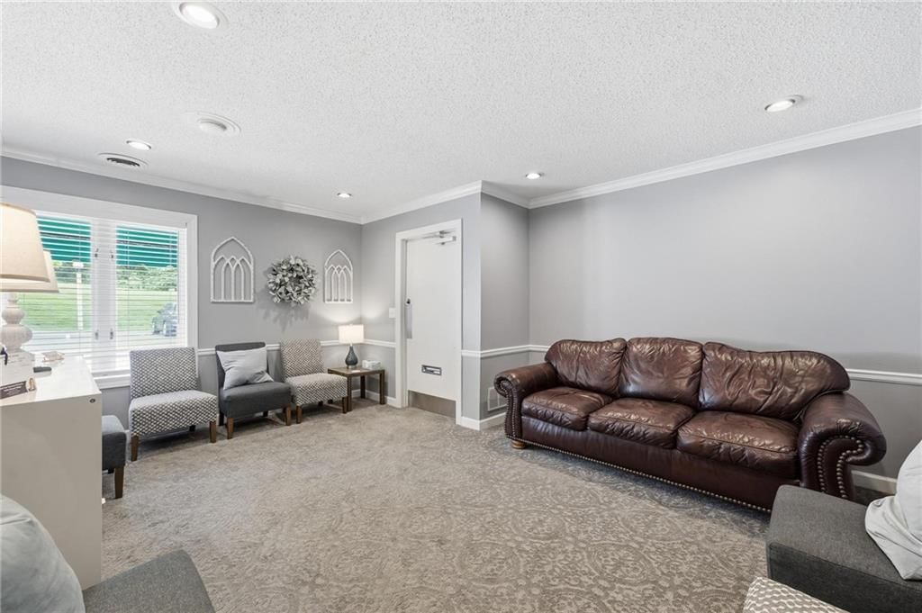 12 B Westwoods Drive — photo 18