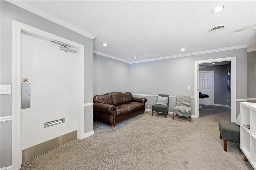 12 B Westwoods Drive — photo 19
