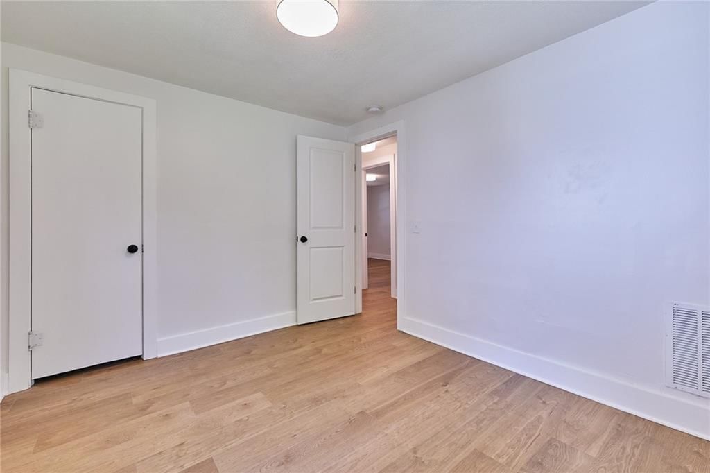 7204 Raytown Road — photo 16