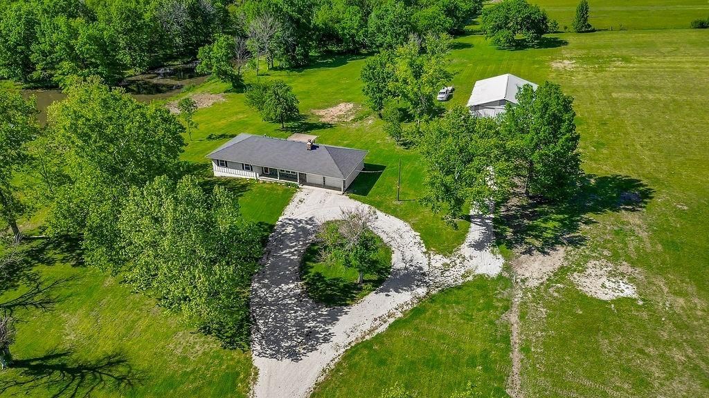15706 E 245th Street — photo 2