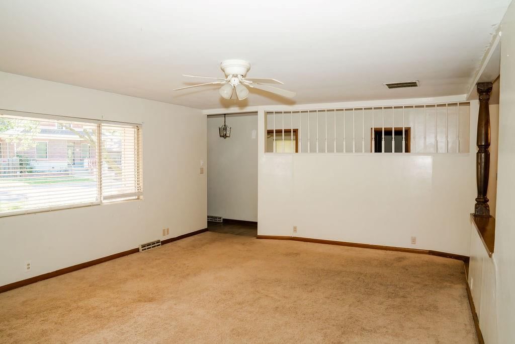2302 Crawford Avenue — photo 7