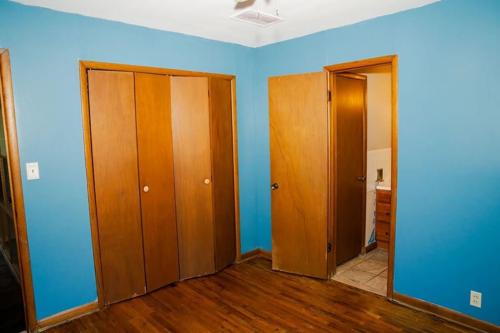 2302 Crawford Avenue — photo 29
