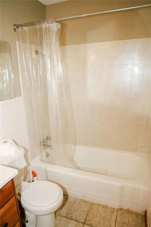2302 Crawford Avenue — photo 31
