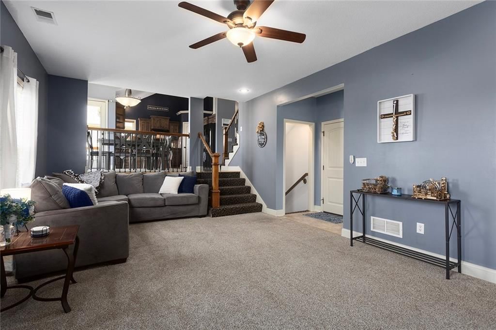18448 CURRY Street — photo 11