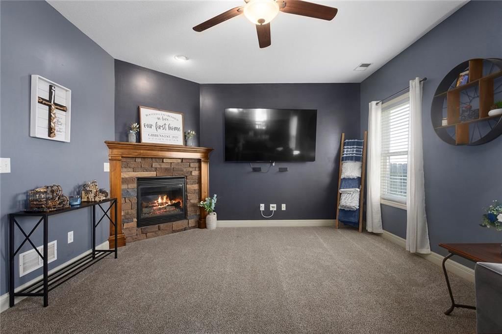 18448 CURRY Street — photo 12