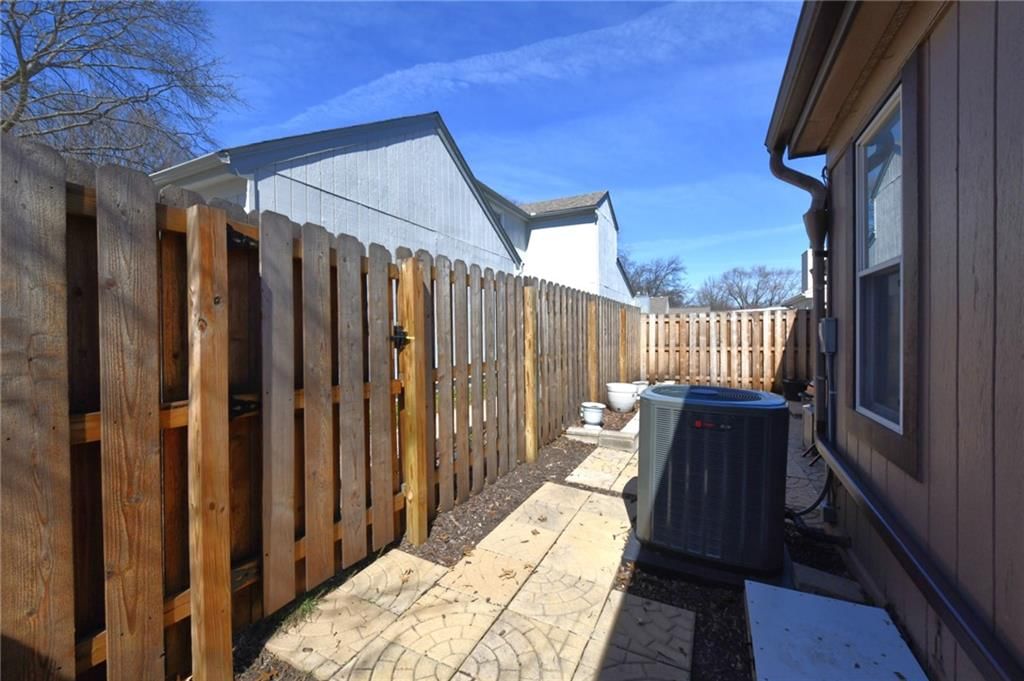 6616 Bradshaw Street — photo 33