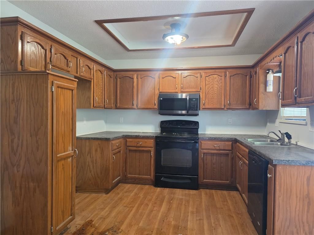 326 E Dryden Street — photo 7