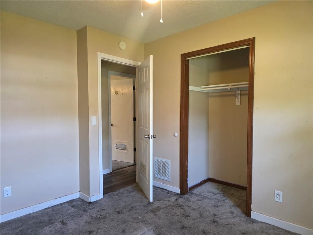 326 E Dryden Street — photo 12
