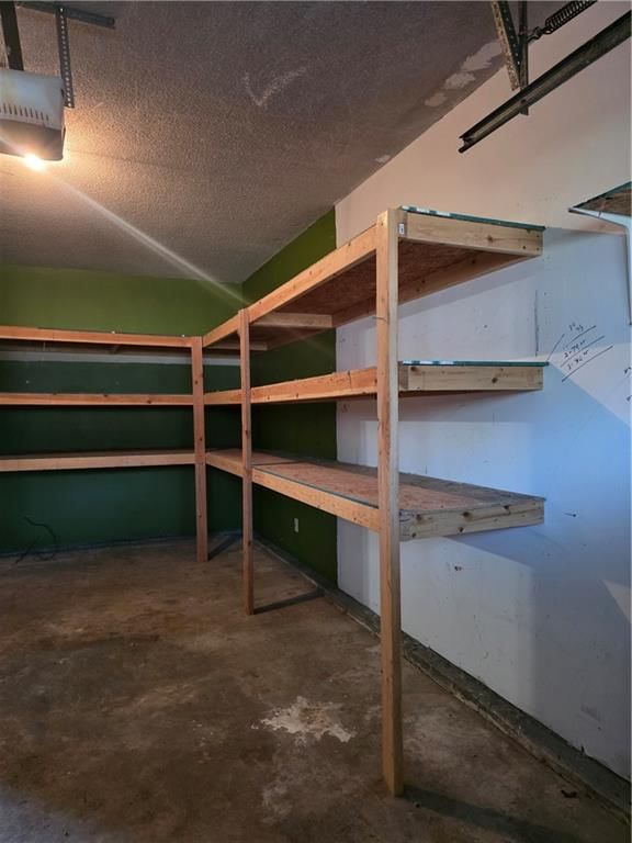326 E Dryden Street — photo 15
