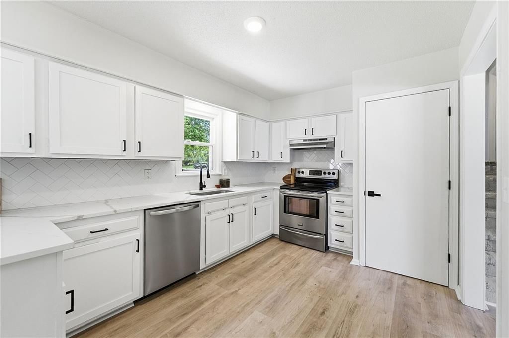 13309 Park Hills Drive — photo 11