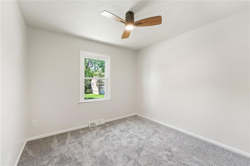 13309 Park Hills Drive — photo 16