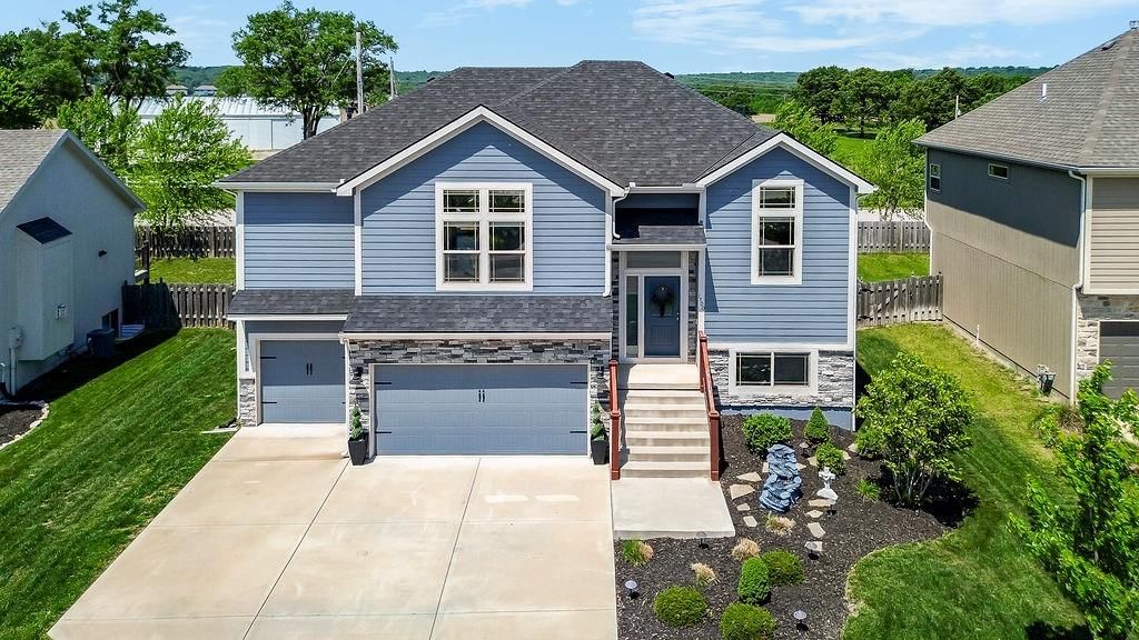 1700 Shadow Drive — photo 3