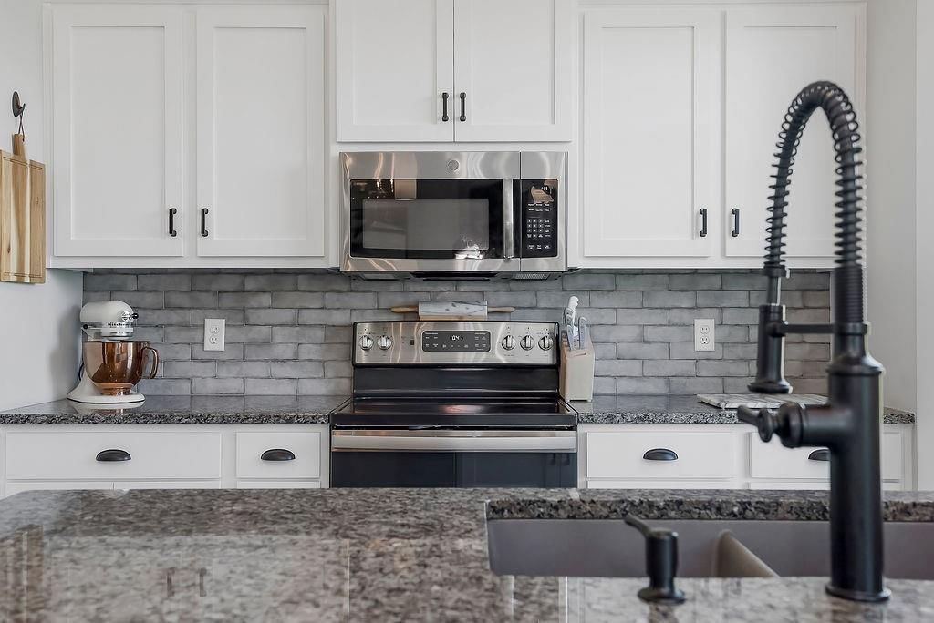 1700 Shadow Drive — photo 14