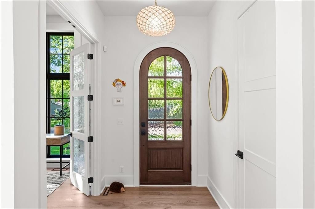 5216 W 73rd Street — photo 3