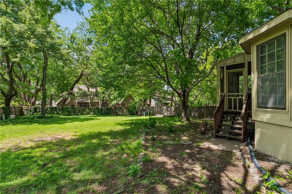 7936 Alden Street — photo 73