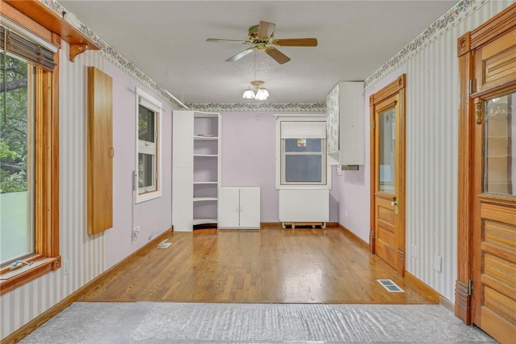 1325 SE 43rd Street — photo 8