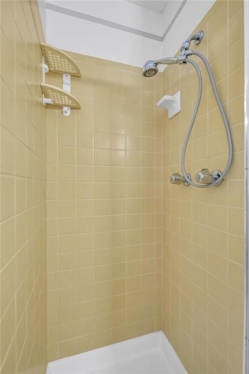 1325 SE 43rd Street — photo 15