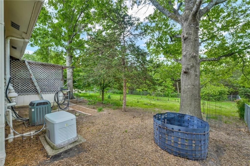 1325 SE 43rd Street — photo 36