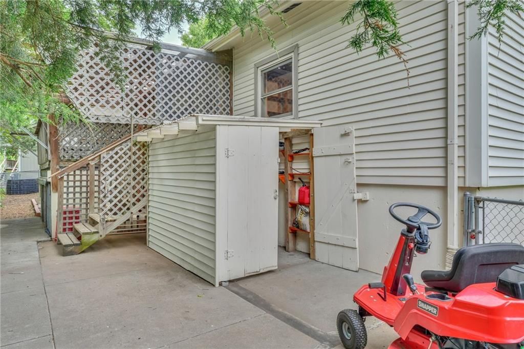 1325 SE 43rd Street — photo 41