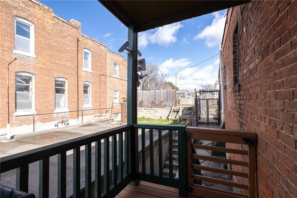 543 Troost Avenue — photo 6