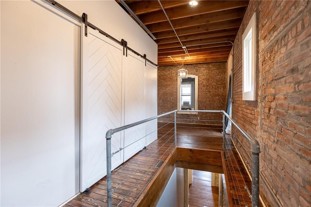 543 Troost Avenue — photo 16