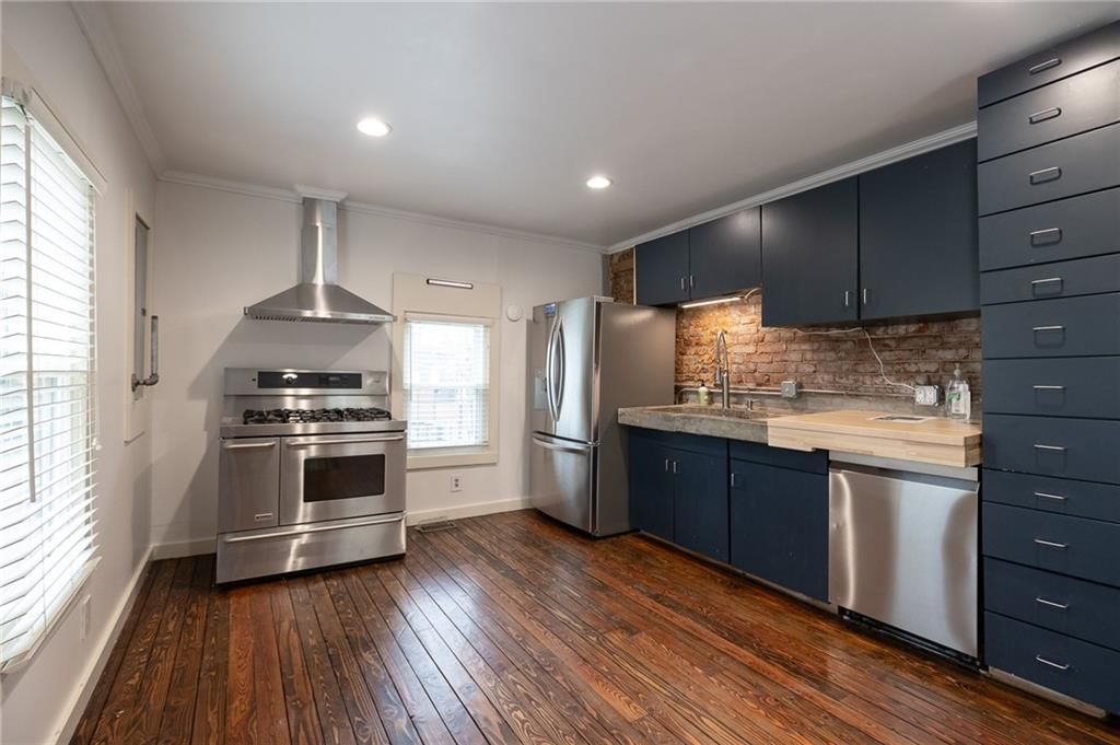 543 Troost Avenue — photo 18