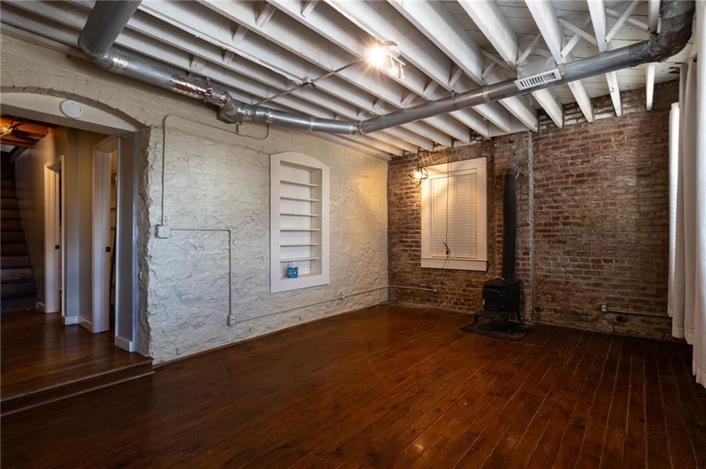 543 Troost Avenue — photo 23