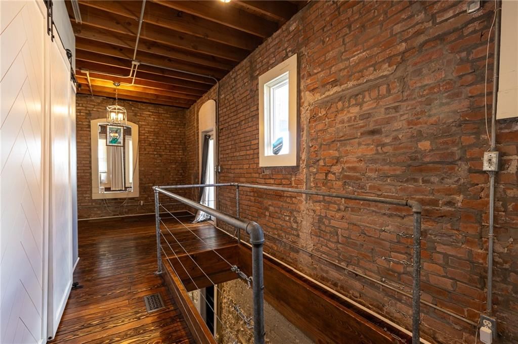 543 Troost Avenue — photo 25