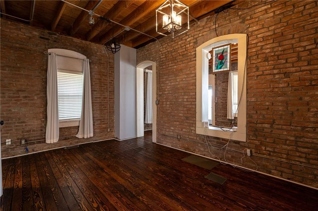 543 Troost Avenue — photo 26