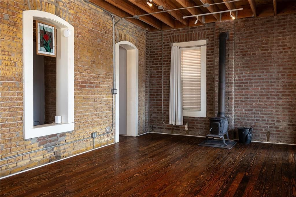 543 Troost Avenue — photo 33