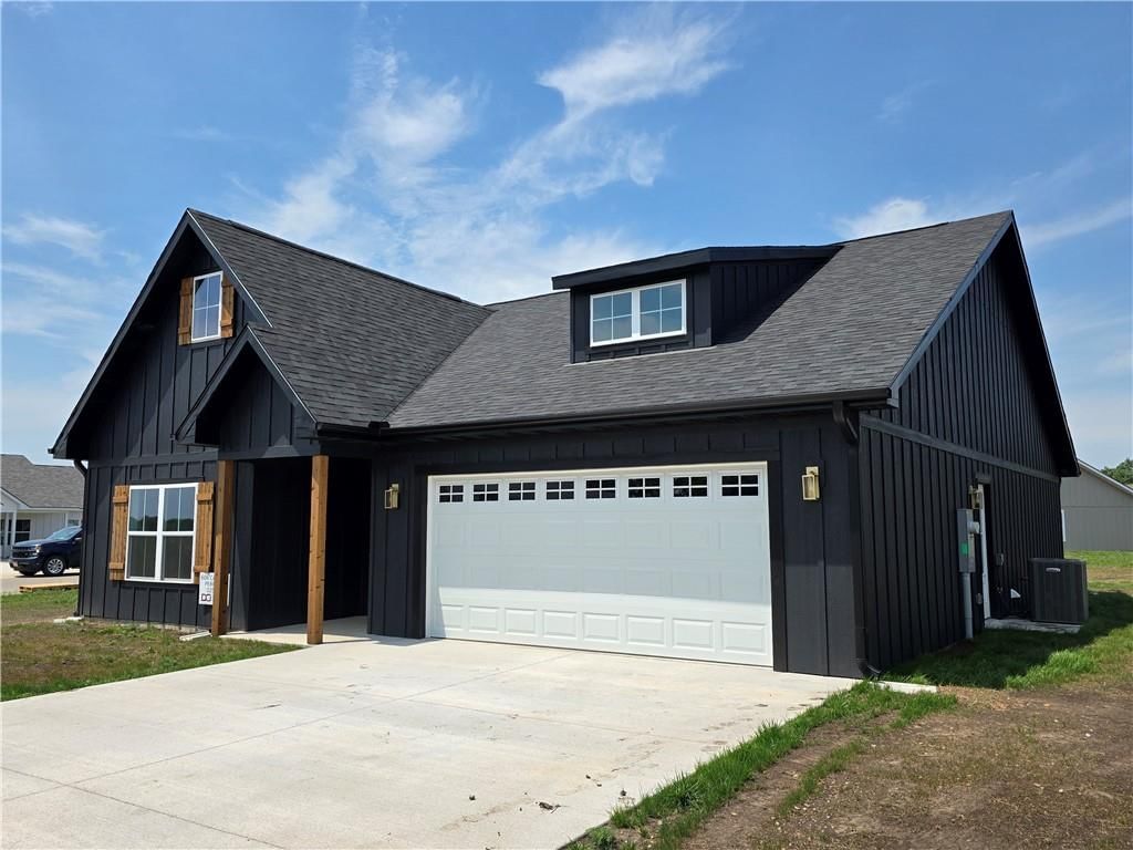 606 Catalpa Street — photo 3