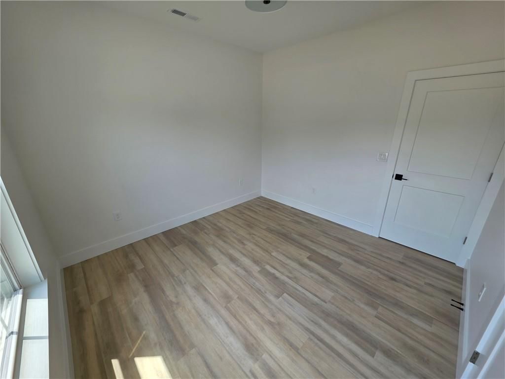 606 Catalpa Street — photo 26