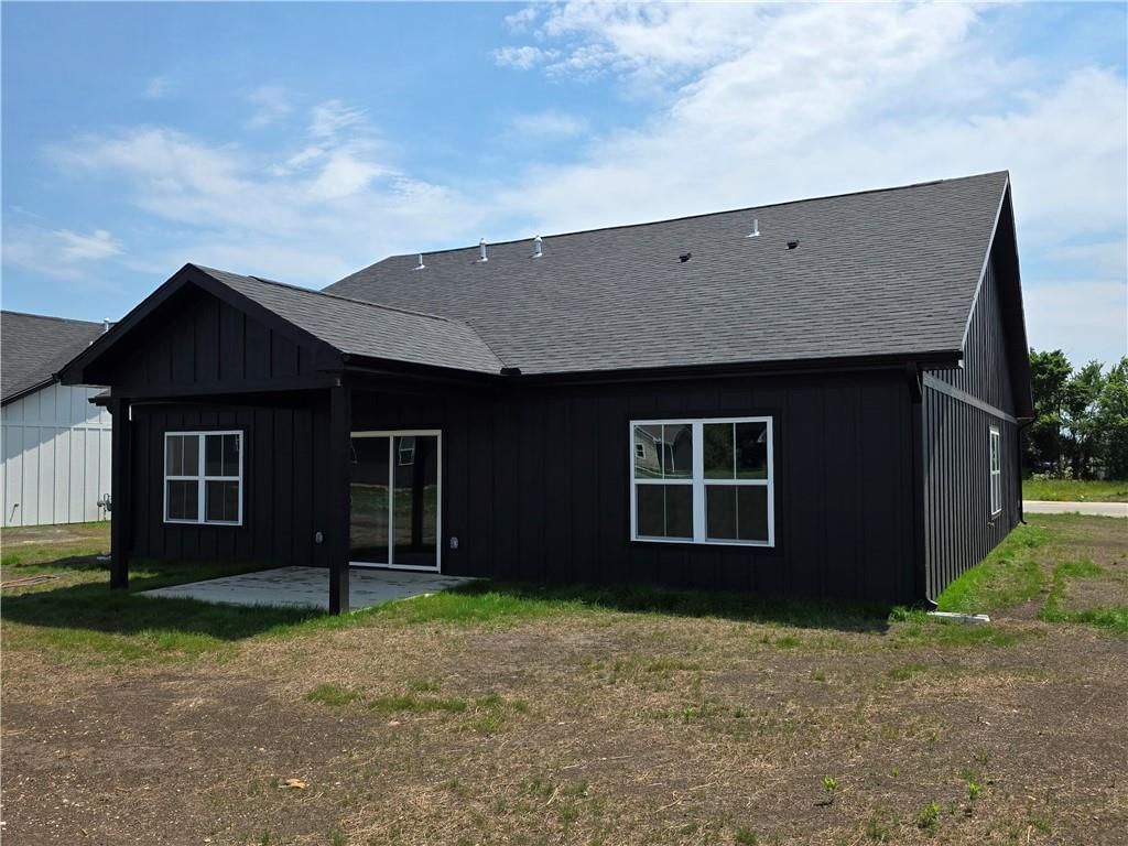 606 Catalpa Street — photo 31