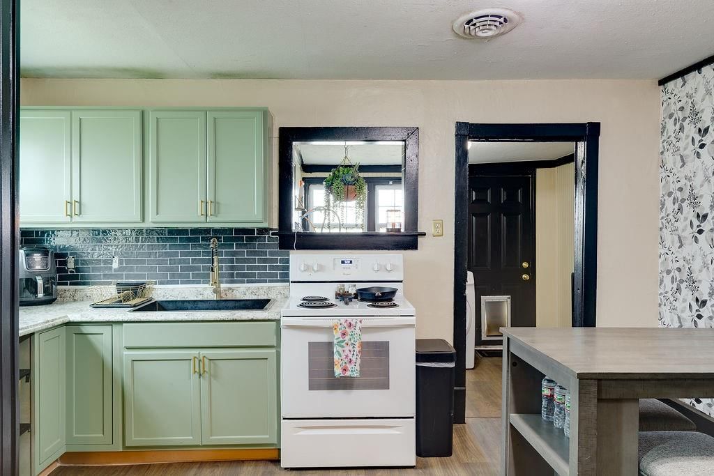 510 S Washington Street — photo 11