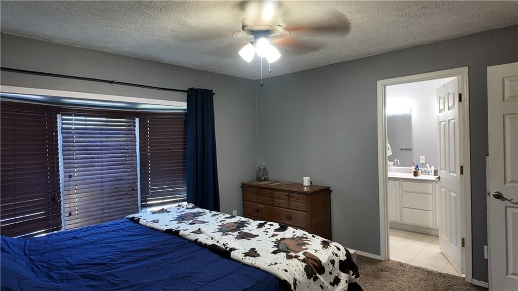 828 S Birch Street — photo 7
