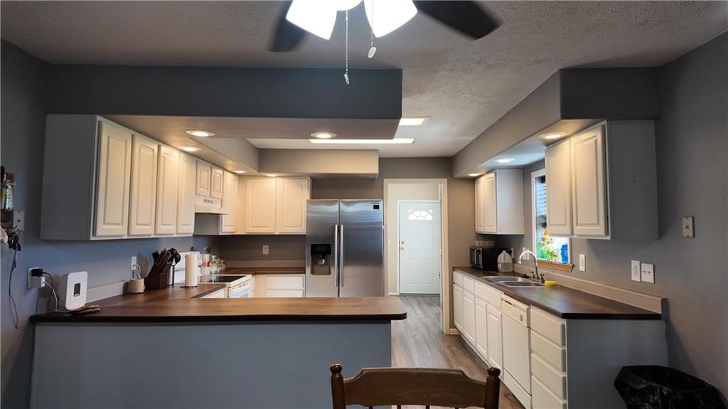 828 S Birch Street — photo 20